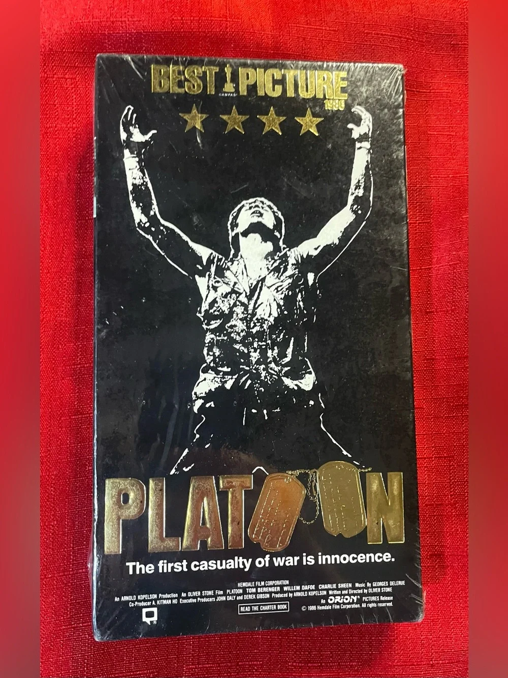 Platoon VHS 1988 Vestron Video Factory Sealed Oliver Stone Charlie Sheen